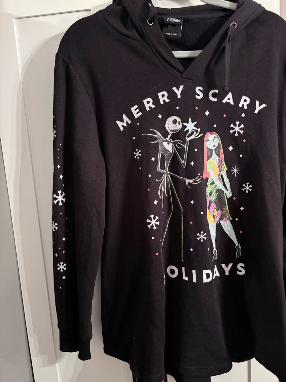 Disney Black 'Merry Scary Holidays' Jack & Sally Hoodie